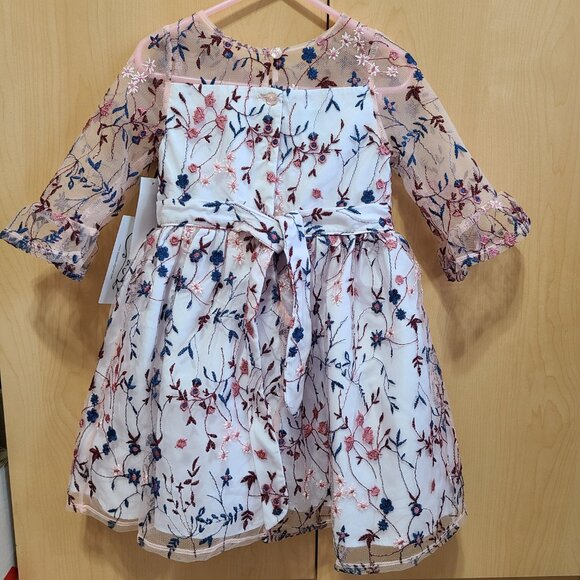 Embroidered floral dress - Picture 2 of 3